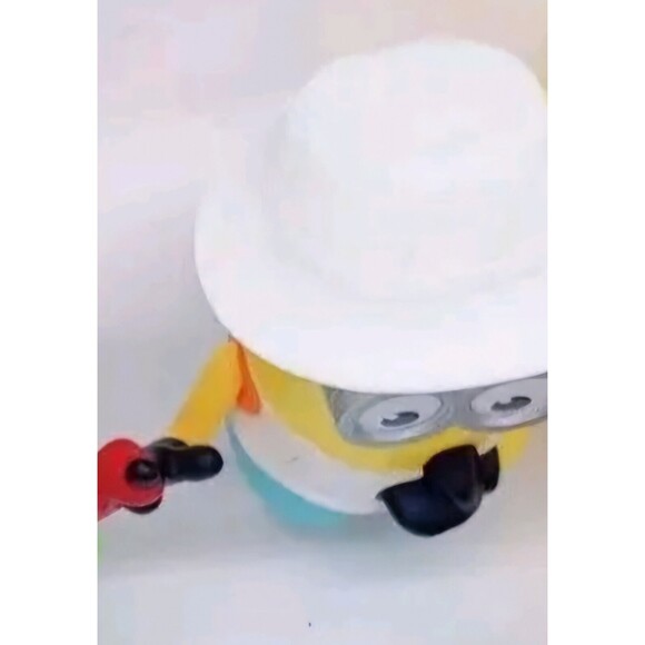 McDonalds 2017 Despicable Me Minion Happy Meal Toy#5 Crab Bite Banana Rocket Hat - Picture 3 of 6